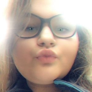 Meet your Posher, Adriel